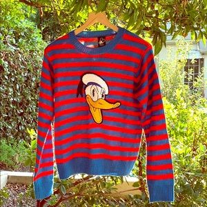 Donald Duck 🦆 Striped sweater!